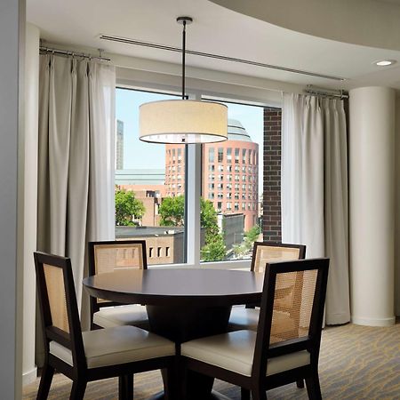 The Inn At Penn, A Hilton Hotel Филаделфия Екстериор снимка