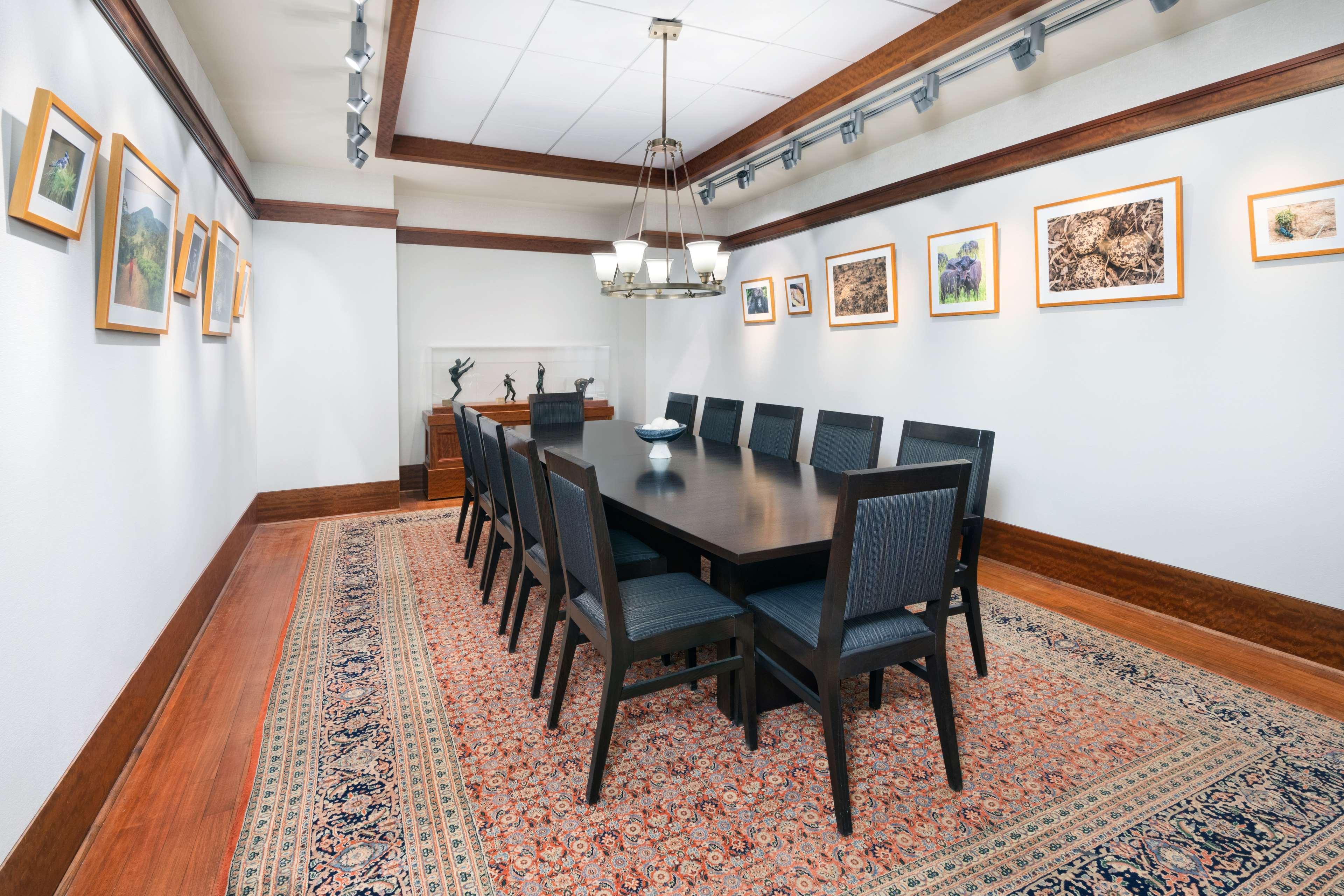 The Inn At Penn, A Hilton Hotel Филаделфия Екстериор снимка