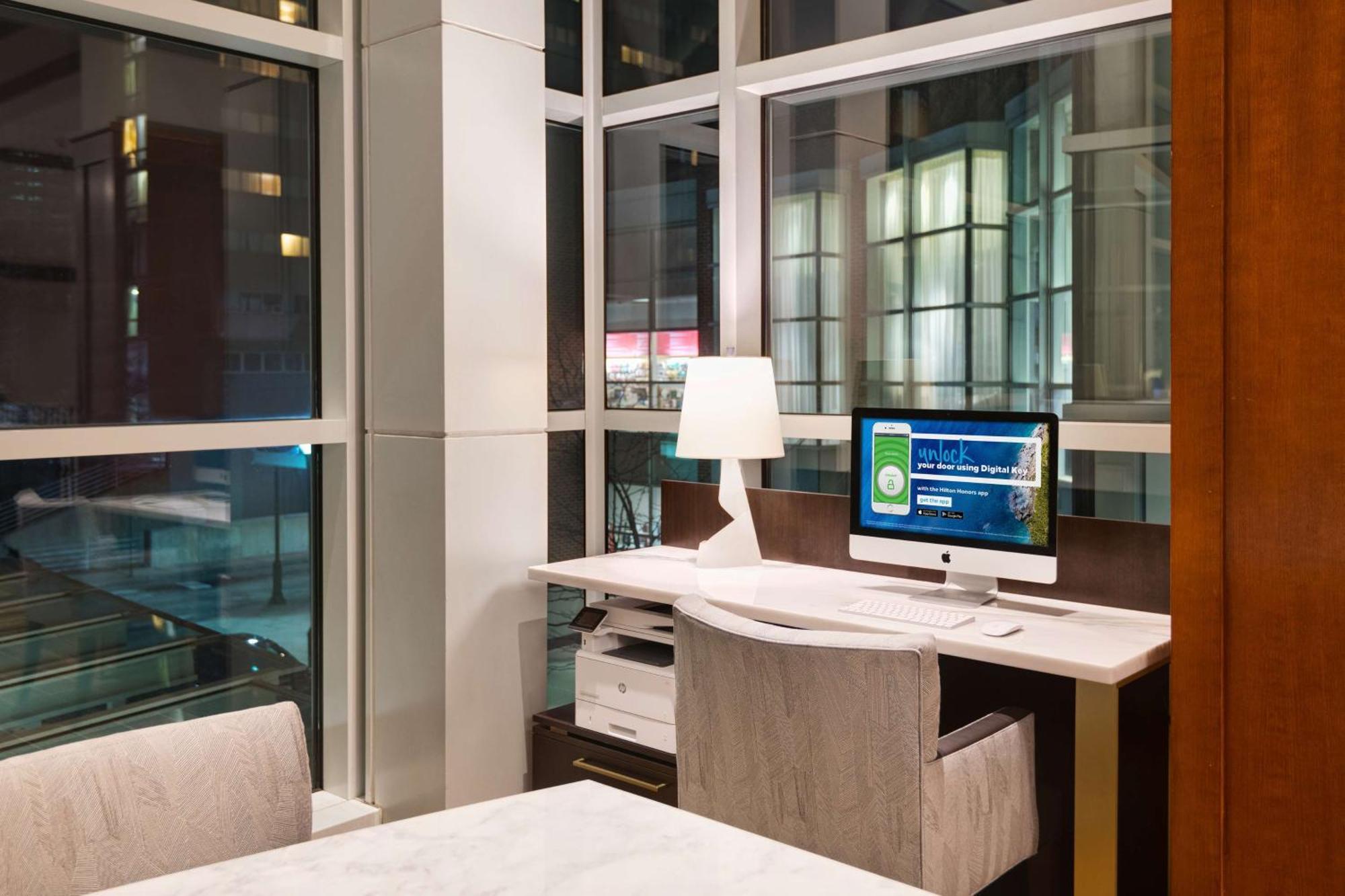 The Inn At Penn, A Hilton Hotel Филаделфия Екстериор снимка