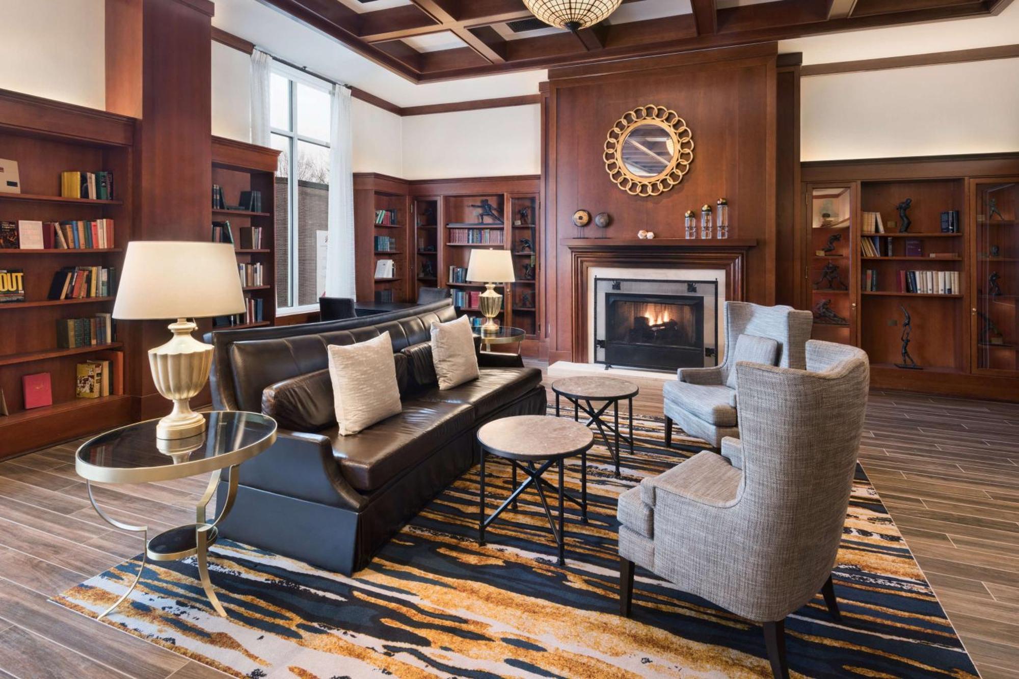 The Inn At Penn, A Hilton Hotel Филаделфия Екстериор снимка